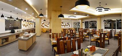 The Orchard Greens Resort - A Centrally Heated Property