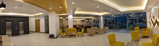 The Orchard Greens Resort - A Centrally Heated Property