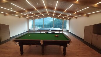 The Orchard Greens Resort - A Centrally Heated Property