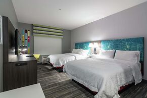 Hampton Inn & Suites Dallas East
