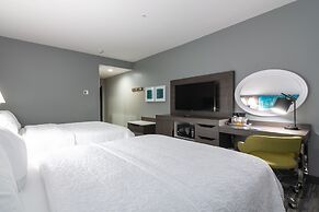 Hampton Inn & Suites Dallas East