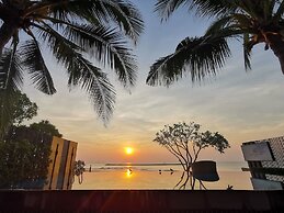 Keang Kluen Talay Resort
