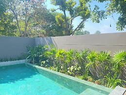 Triple Tree Beach Resort