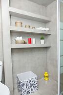 Perfect Modern Studio