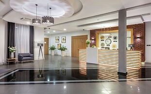 Mercure Wiazowna Brant