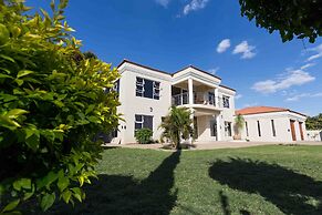 The Studio Guest House