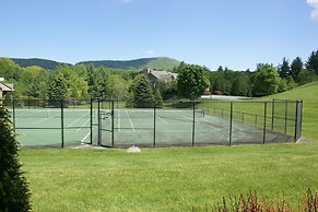 Holly #3 - 1 Bedroom Condo