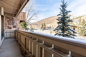Condos with Ski Locker and Vail Mountain Views by RedAwning
