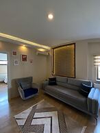 Araz Suite House