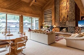 Vail Village Condo with Free Ski & Board Storage by RedAwning