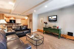 Condo with Outdoor Heated Pool and Free WiFi by RedAwning