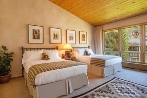 Penthouse with Panoramic Views of Vail Mountain and the Gore Range by 