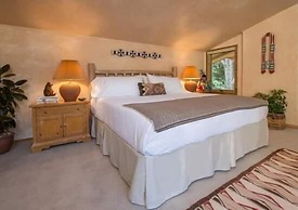 Penthouse with Panoramic Views of Vail Mountain and the Gore Range by 