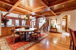 Townhome in Beaver Creek with Mountain View by RedAwning