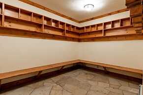 Townhome in Beaver Creek with Mountain View by RedAwning