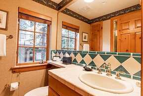 Townhome in Beaver Creek with Mountain View by RedAwning