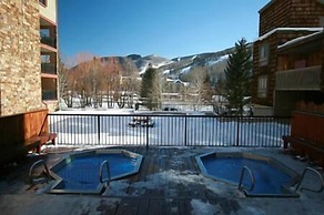 Breakaway West Condo with Easy Access to Ski Lifts by RedAwning