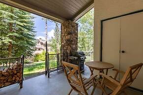 Ski-in Ski-out Townhome in Beaver Creek by RedAwning