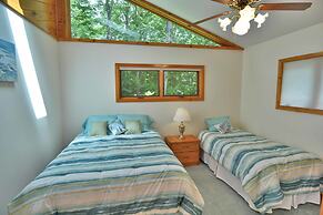 Sandy Shores 2 Bedroom Hotel Room by RedAwning