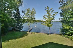 Sandy Shores 2 Bedroom Hotel Room by RedAwning