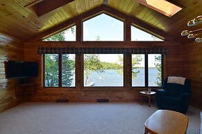 Sandy Shores 2 Bedroom Hotel Room by RedAwning