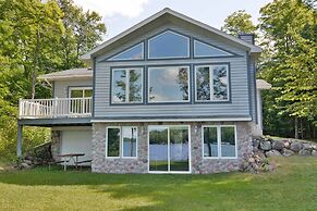 Sandy Shores 2 Bedroom Hotel Room by RedAwning