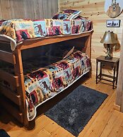 Butler's Bay Teal Lake 4 Bedroom Hotel Room by RedAwning