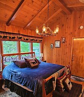 Butler's Bay Teal Lake 4 Bedroom Hotel Room by RedAwning