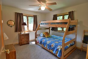 Namakagon Landing 4 Bedroom Home by RedAwning