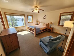 Sunset On The Bay 3 Bedroom Hotel Room by RedAwning