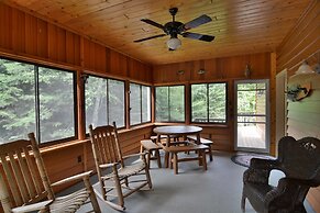 Spacious Cascade Chalet with Cozy Fireplace by RedAwning