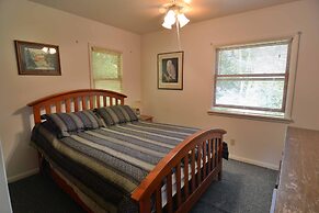 Thirty Point Lodge 3 Bedroom Hotel Room by Redawning
