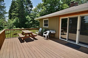 Thirty Point Lodge 3 Bedroom Hotel Room by Redawning