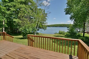 Thirty Point Lodge 3 Bedroom Hotel Room by Redawning