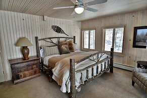 Serenity On Lake Owen 5 Bedroom Hotel Room by RedAwning