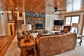 Peace Of Mind On Namakagon 5 Bedroom Hotel Room by RedAwning