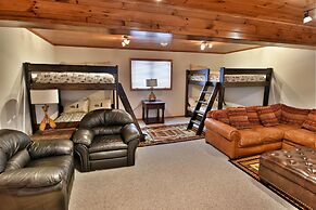 Peace Of Mind On Namakagon 5 Bedroom Hotel Room by RedAwning