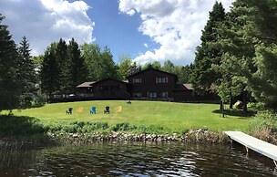 Peace Of Mind On Namakagon 5 Bedroom Hotel Room by RedAwning