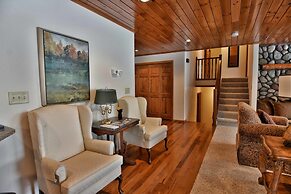 Peace Of Mind On Namakagon 5 Bedroom Hotel Room by RedAwning