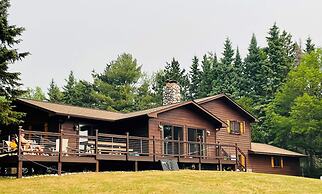 Peace Of Mind On Namakagon 5 Bedroom Hotel Room by RedAwning