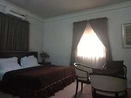 Rila Muam Castle Hotel