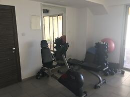 Finikoudes Luxury Apartments