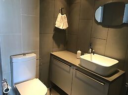 Finikoudes Luxury Apartments