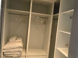 Finikoudes Luxury Apartments