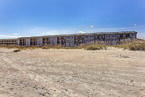 Beach Condo with Spectacular Panoramic Oceanfront Views Free WiFi by R