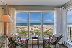 Beach Condo with Spectacular Panoramic Oceanfront Views Free WiFi by R