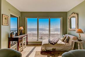 End Unit Oceanside Condo with Spectacular Ocean View from Living Area 