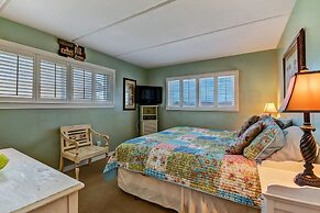 End Unit Oceanside Condo with Spectacular Ocean View from Living Area 