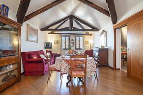 Ve.N.I.Ce Cera Angels's Attic