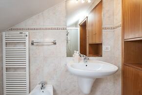 Ve.N.I.Ce Cera Angels's Attic